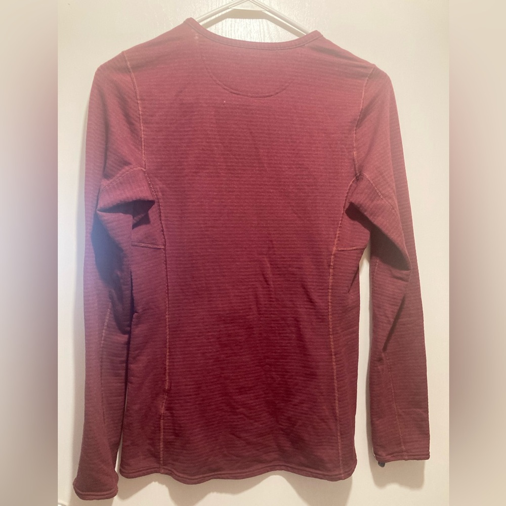 Patagonia woman’s shirt - Picture 2 of 6